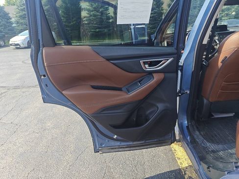 Used 2020 Subaru Forester Touring AWD/4WD image 16