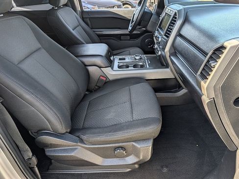 Used 2019 Ford Expedition Max XLT RWD image 18