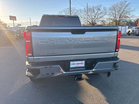 Used 2024 Chevrolet Silverado 2500 LTZ image 12