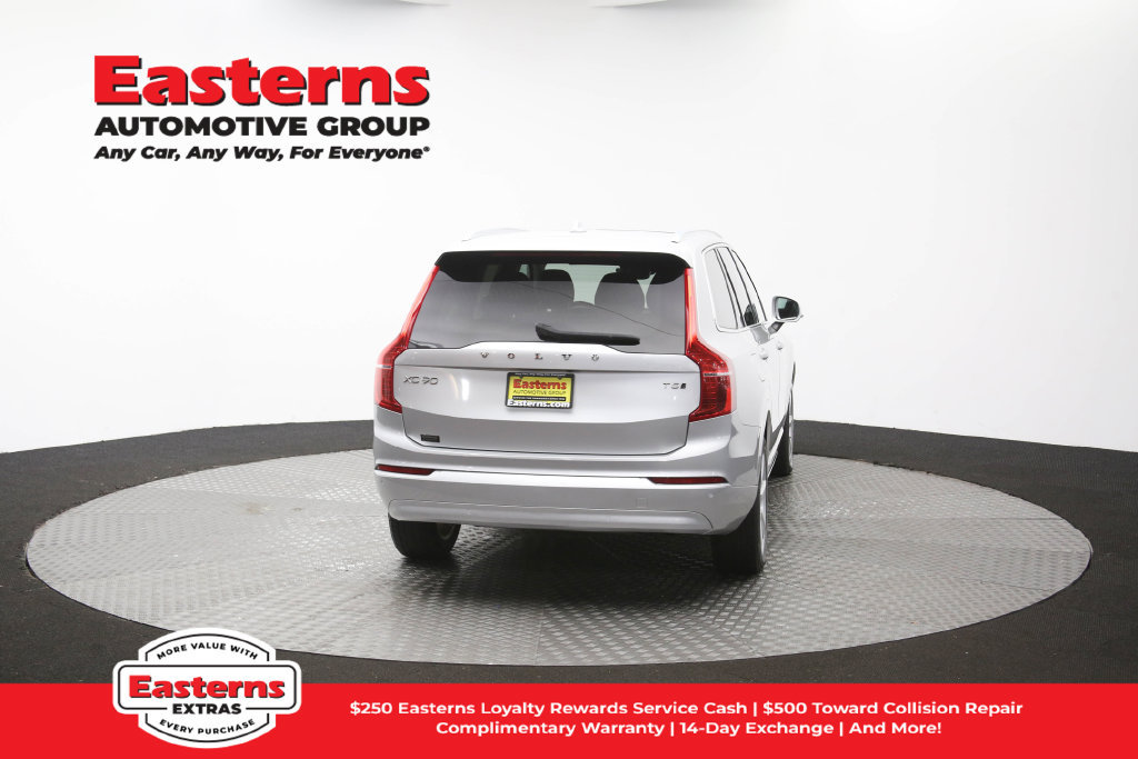 Used 2022 Volvo XC90 T5 Momentum AWD/4WD image 41