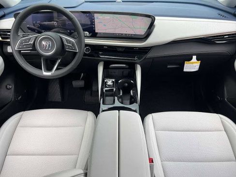 New 2025 Buick Envision Avenir image 2