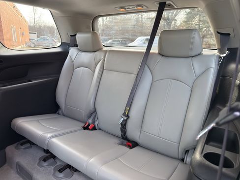 Used 2008 GMC Acadia SLT w/ Convenience Package image 13