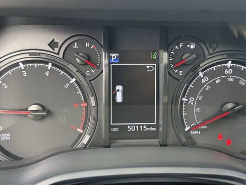 Used 2023 Toyota 4Runner SR5 Premium w/ Moonroof Package image 12