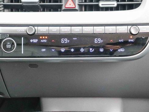 New 2026 Hyundai Ioniq 5 SEL image 18