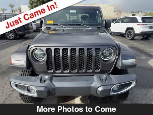 Certified 2022 Jeep Gladiator Sport image 9