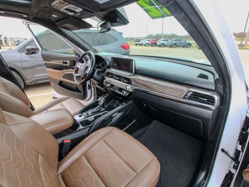 Used 2022 Kia Telluride SX w/ SX Prestige Package image 21