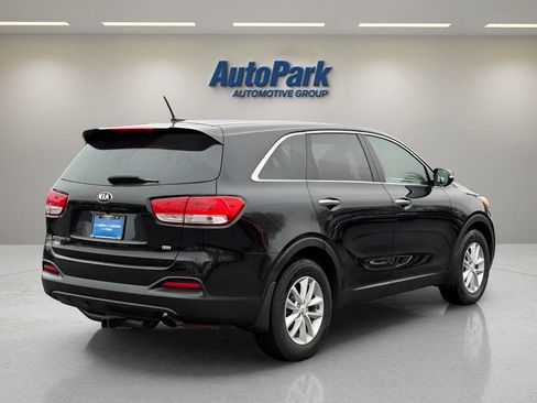 Used 2018 Kia Sorento L image 7