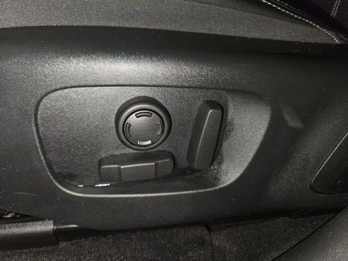 Used 2021 Land Rover Range Rover Velar S image 12