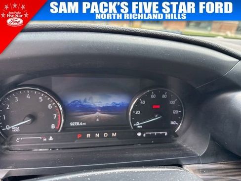 Used 2020 Ford Explorer Limited RWD image 8