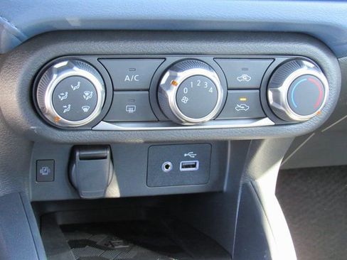 New 2025 Nissan Versa SV w/ Trunk Package image 15