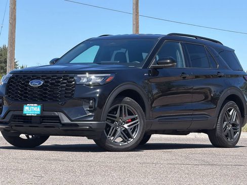 Used 2025 Ford Explorer ST-Line w/ ST-Line Street Pack AWD/4WD image 1