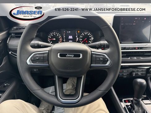 Used 2022 Jeep Compass Altitude image 13