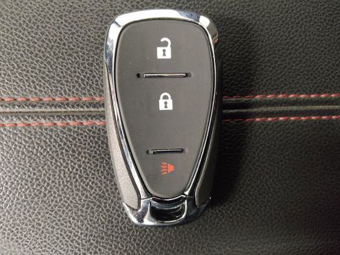 Used 2022 Chevrolet Equinox RS w/ Infotainment Package AWD/4WD image 32