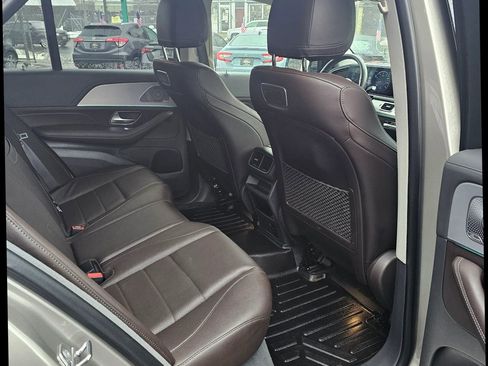 Used 2020 Mercedes-Benz GLE 350 4MATIC w/ MBUX Technology Package image 9