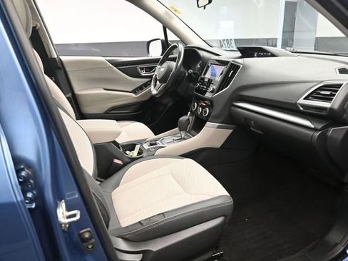 Used 2022 Subaru Forester Premium AWD/4WD image 29