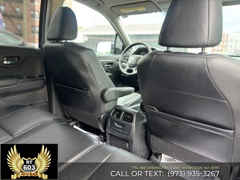 Used 2022 Honda Pilot Special Edition image 12