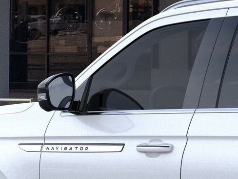 New 2026 Lincoln Navigator Premiere AWD/4WD image 20