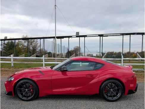Used 2024 Toyota Supra image 4