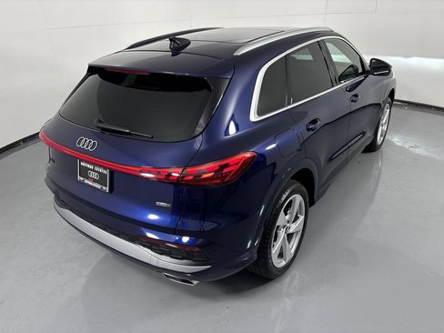 Used 2025 Audi Q5 Premium Plus w/ Premium Plus AWD/4WD image 37