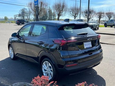 New 2027 Chevrolet Bolt LT w/ Comfort Package image 5