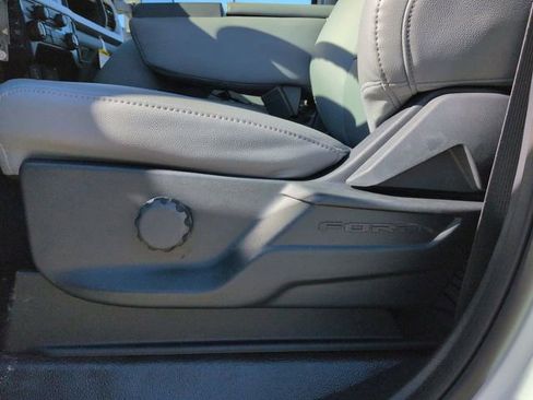 New 2026 Ford F350 XL w/ XL Chrome Package image 19