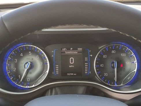 Used 2024 Chrysler Voyager LX image 26