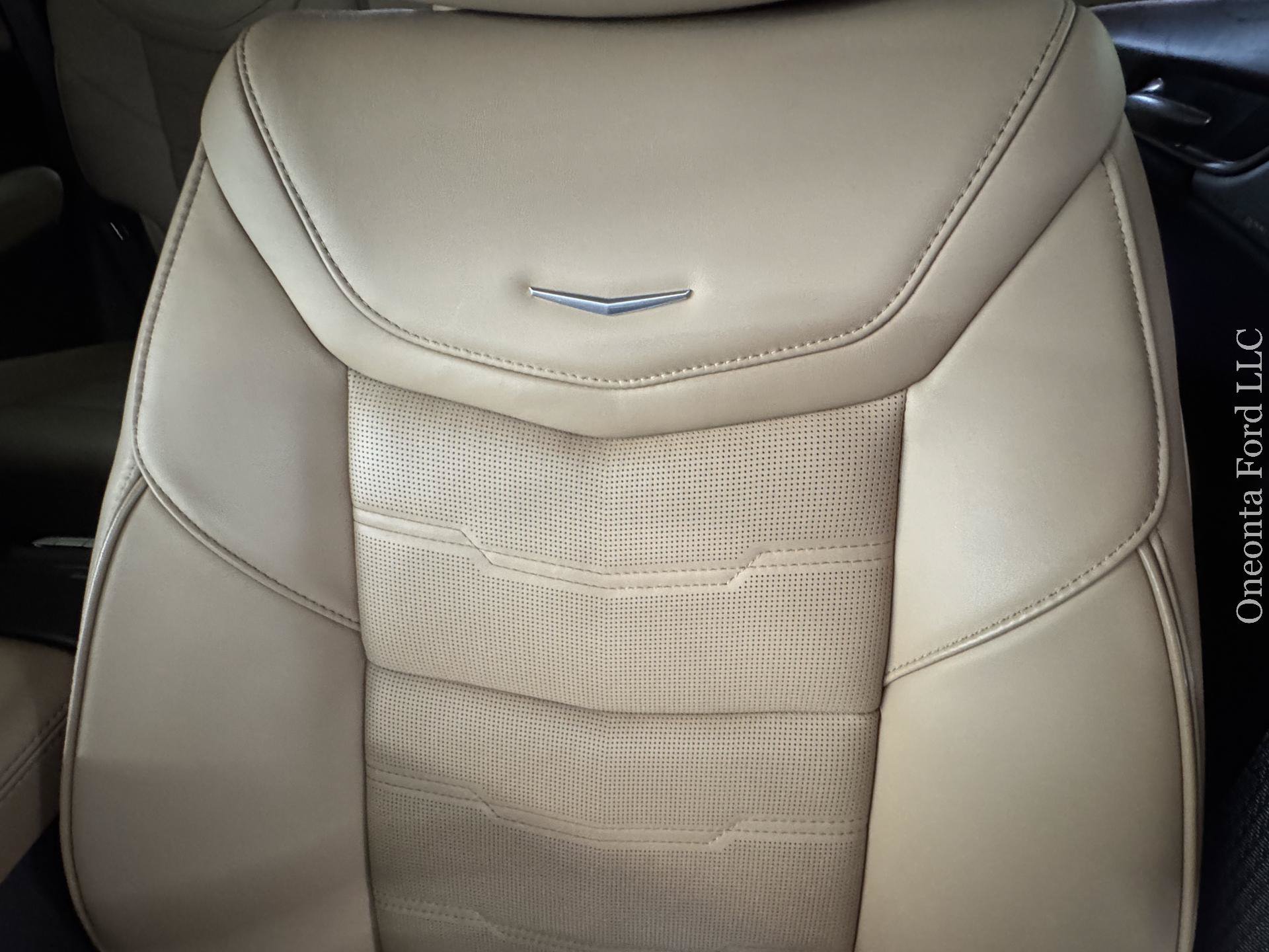 Used 2023 Cadillac XT5 Premium Luxury w/ Platinum Package AWD/4WD image 21