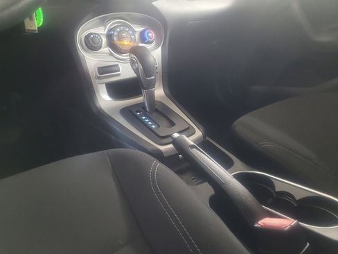 Used 2019 Ford Fiesta SE image 26