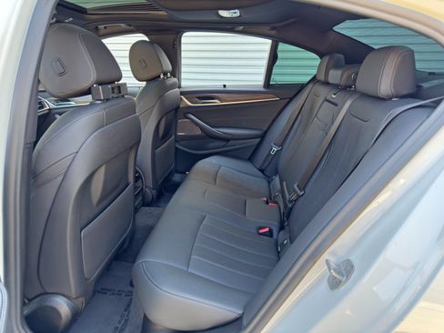 Used 2021 BMW 540i w/ Executive Package RWD image 44