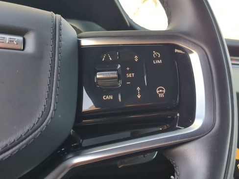 Used 2025 Land Rover Range Rover Sport SE image 27