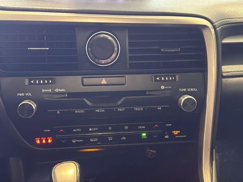 Used 2019 Lexus RX 350 AWD w/ Premium Package image 28