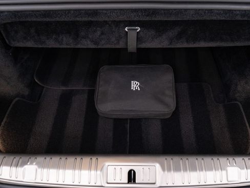 Certified 2018 Rolls-Royce Dawn RWD image 52