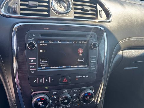 Used 2017 Buick Enclave Leather AWD/4WD image 11