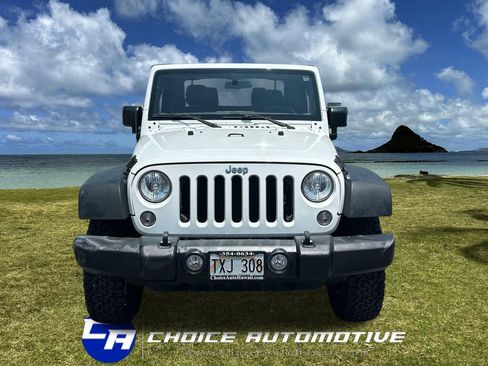 Used 2017 Jeep Wrangler Sport w/ Quick Order Package 24S AWD/4WD image 11