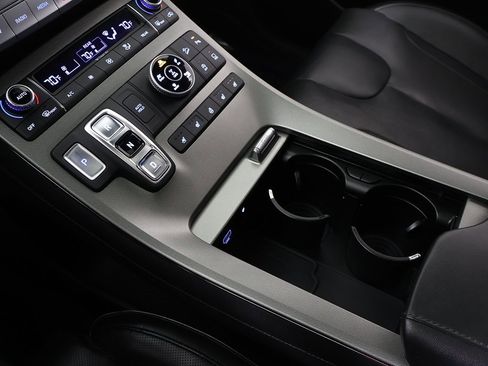 Used 2022 Hyundai Palisade Calligraphy image 69