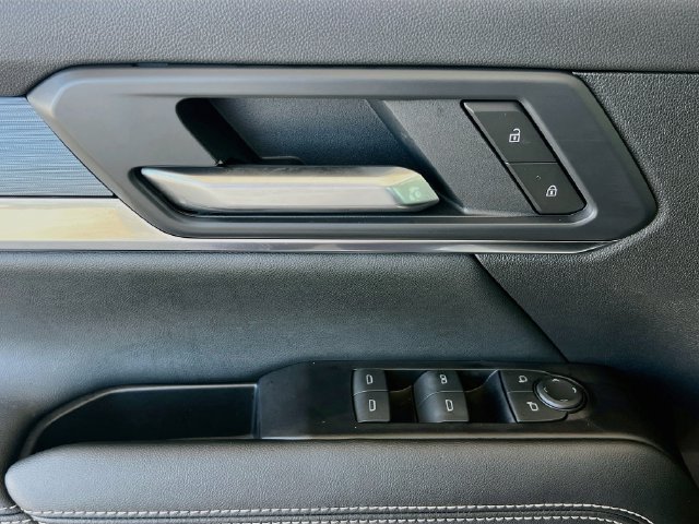 New 2027 GMC Terrain Elevation w/ Black Edition FWD image 13