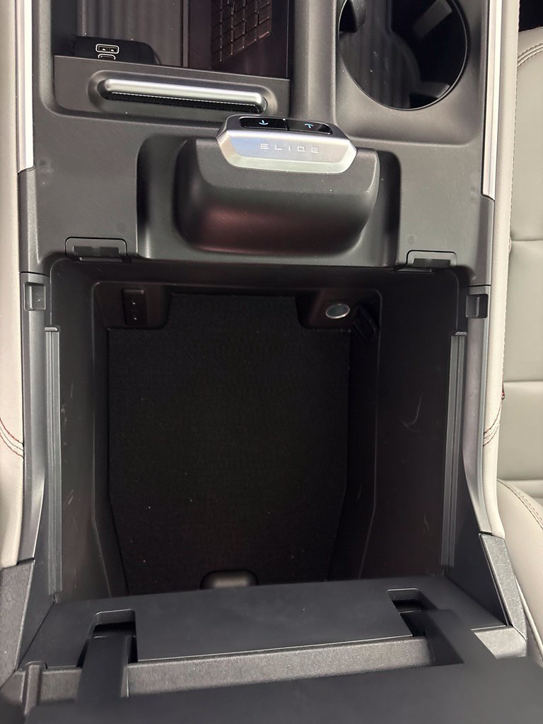 Used 2025 Ford Expedition Active RWD image 38