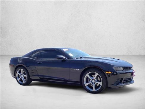 Used 2014 Chevrolet Camaro SS w/ RS Package RWD image 6