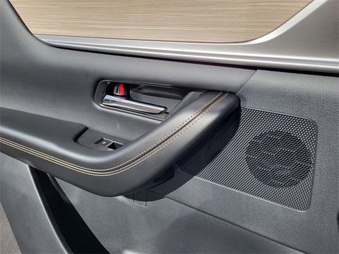 New 2026 MAZDA CX-90 Plug-In Hybrid w/ Preferred image 10