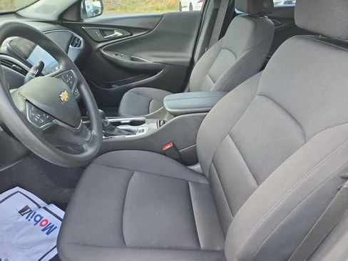 New 2025 Chevrolet Malibu LT image 13