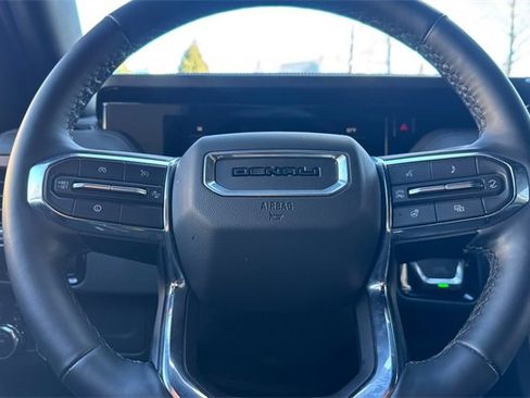 Used 2025 GMC Yukon Denali image 25