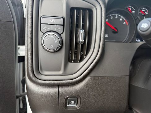 Used 2025 Chevrolet Silverado 1500 Custom w/ LPO, Dark Essentials Package image 21