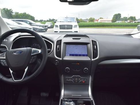 Used 2020 Ford Edge SEL w/ Convenience Package AWD/4WD image 38
