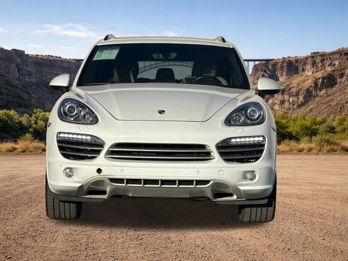 Used 2014 Porsche Cayenne Diesel AWD/4WD image 8