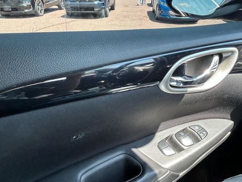Used 2019 Nissan Sentra SV FWD image 27