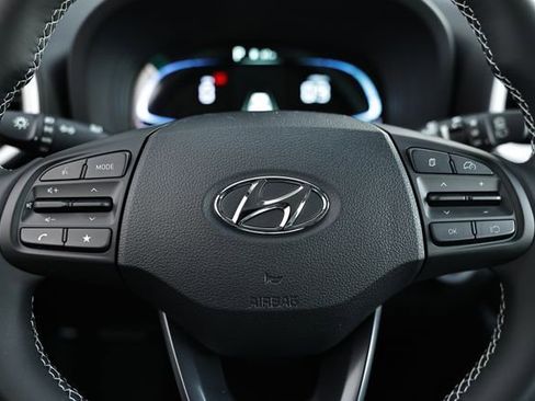 New 2026 Hyundai Venue SEL image 12