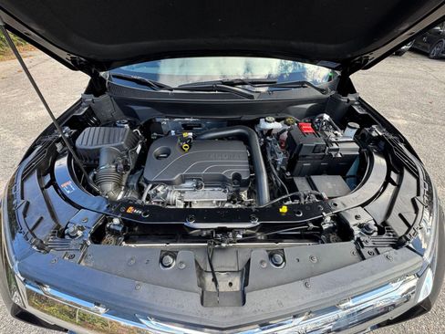 Used 2025 Chevrolet Equinox LT image 27