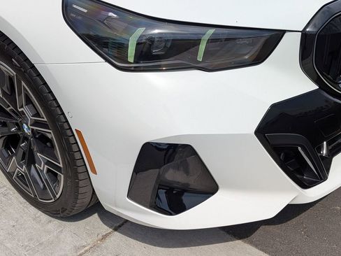 Certified 2026 BMW 530i w/ M Sport Package RWD image 20