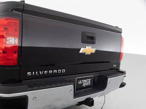 Used 2015 Chevrolet Silverado 1500 LTZ Z71 w/ LTZ Plus Package AWD/4WD image 16