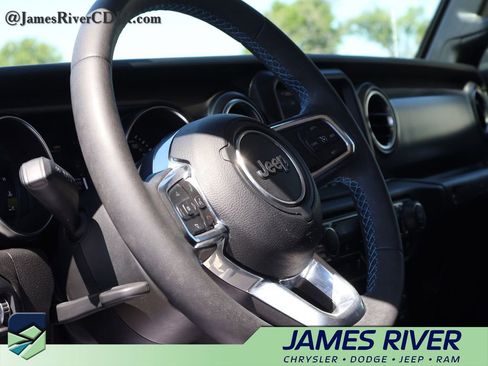 Used 2023 Jeep Wrangler Unlimited Rubicon 4xe AWD/4WD image 24